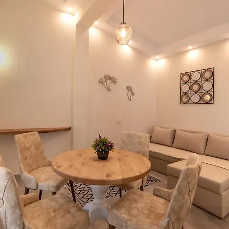 Appartement Ionas 6 *